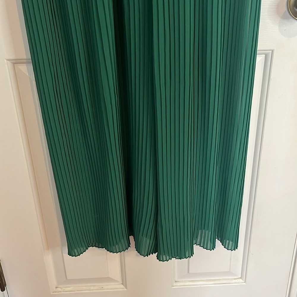 Zara Emerald Green Long-Sleeve Pleated Jumpsuit with Belt - Picture 6 of 12